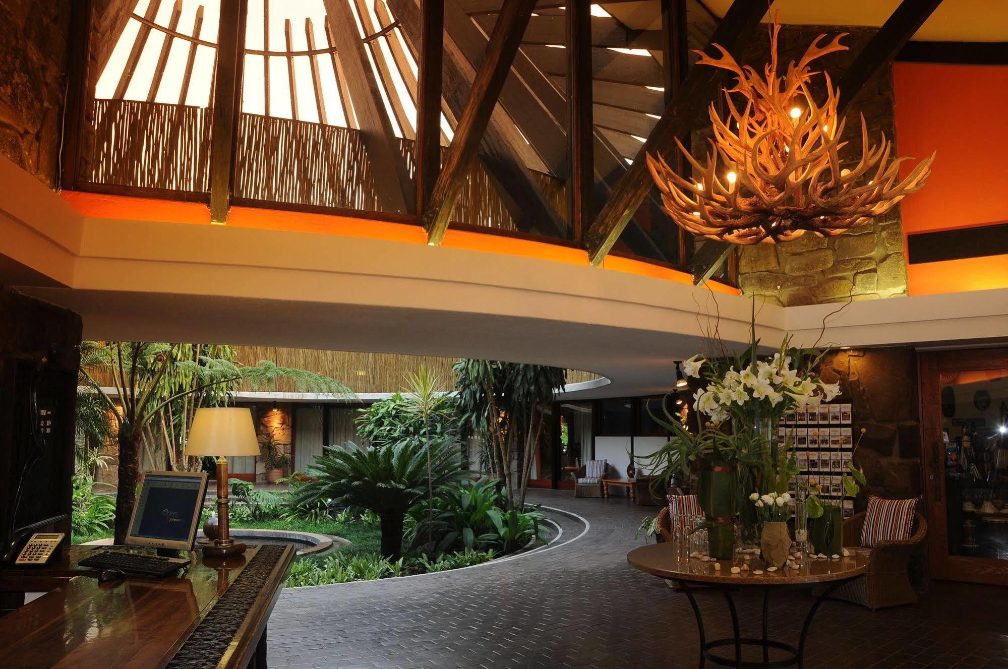Protea Hotel Winkler White River Exterior foto