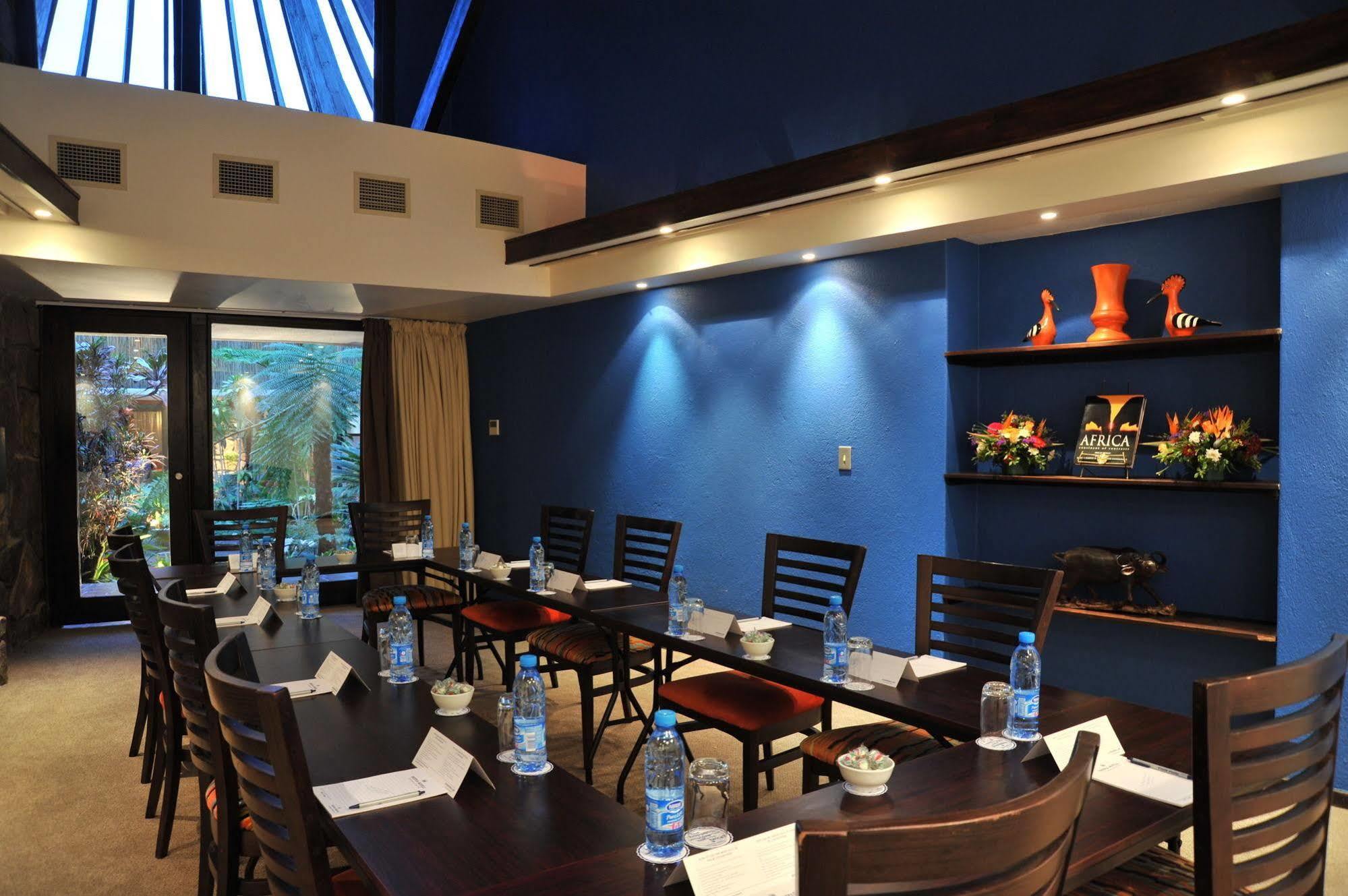 Protea Hotel Winkler White River Exterior foto