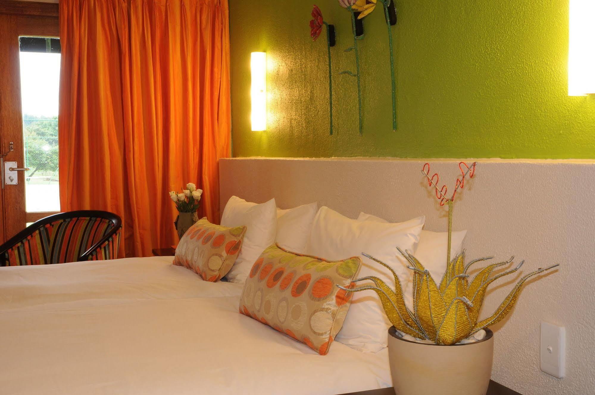 Protea Hotel Winkler White River Exterior foto