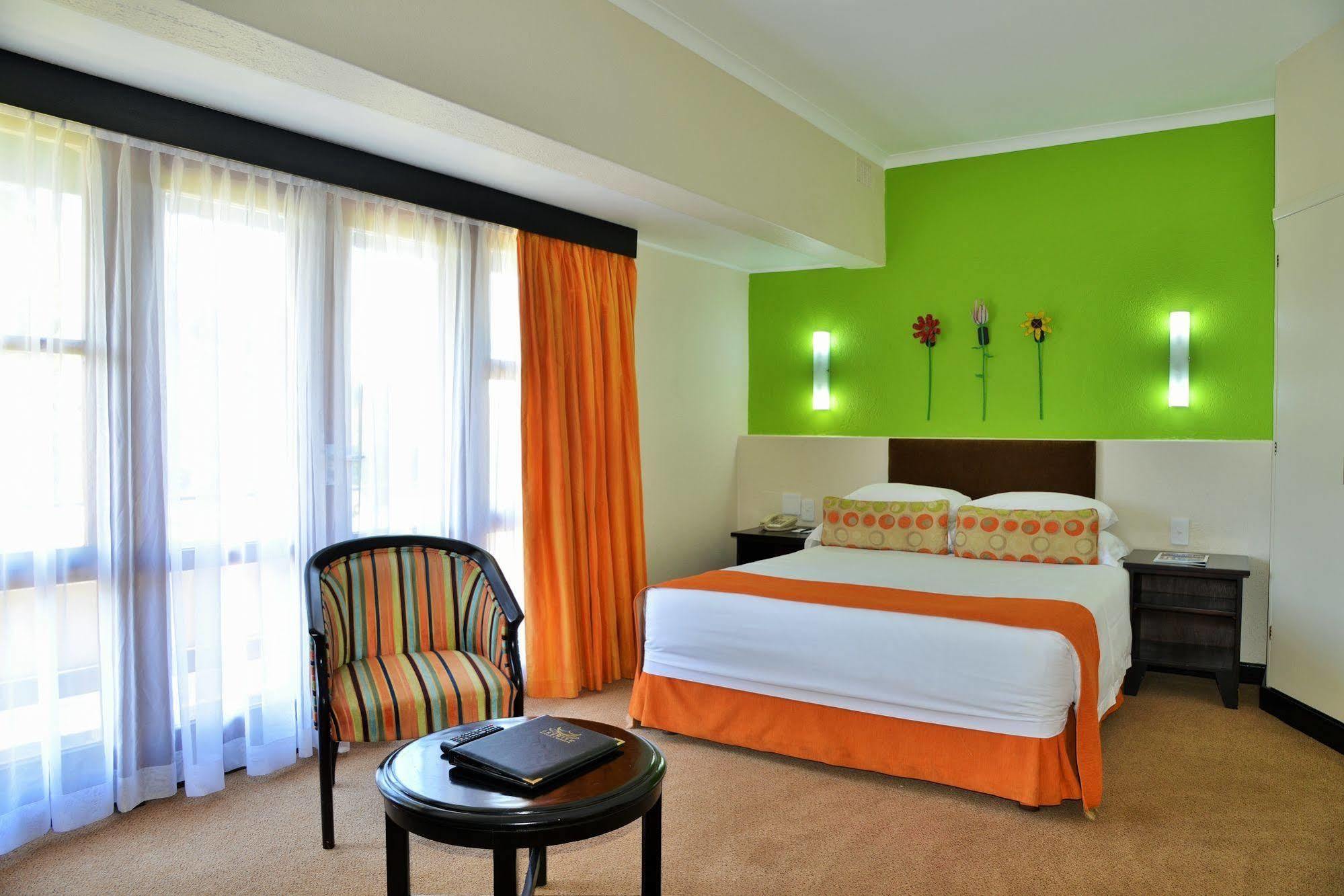 Protea Hotel Winkler White River Exterior foto