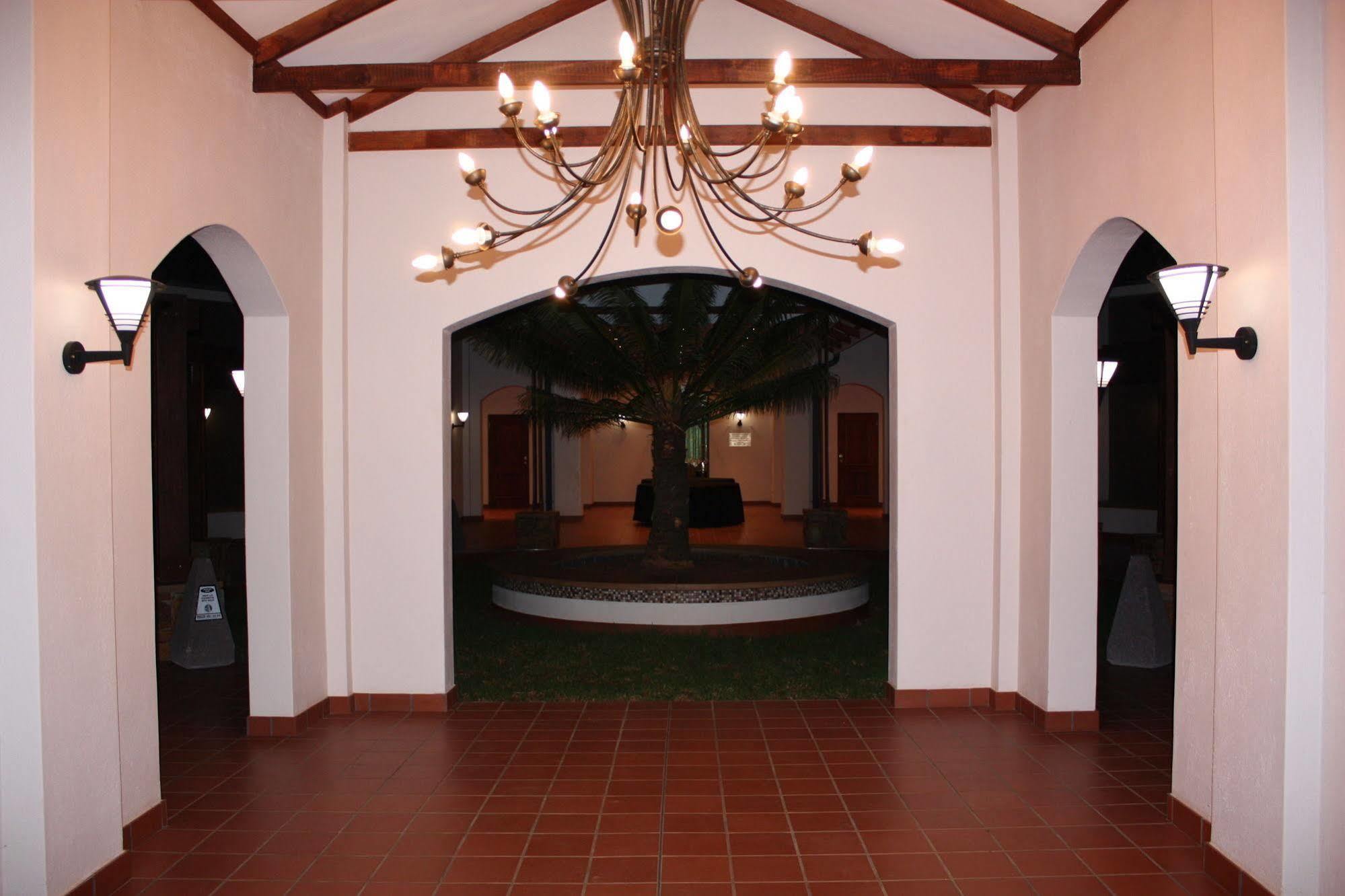 Protea Hotel Winkler White River Exterior foto